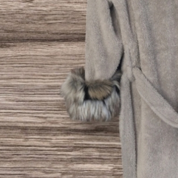 Spirithoods Classic Women's Luxury Robe | Wolverine - Picture 13 of 14